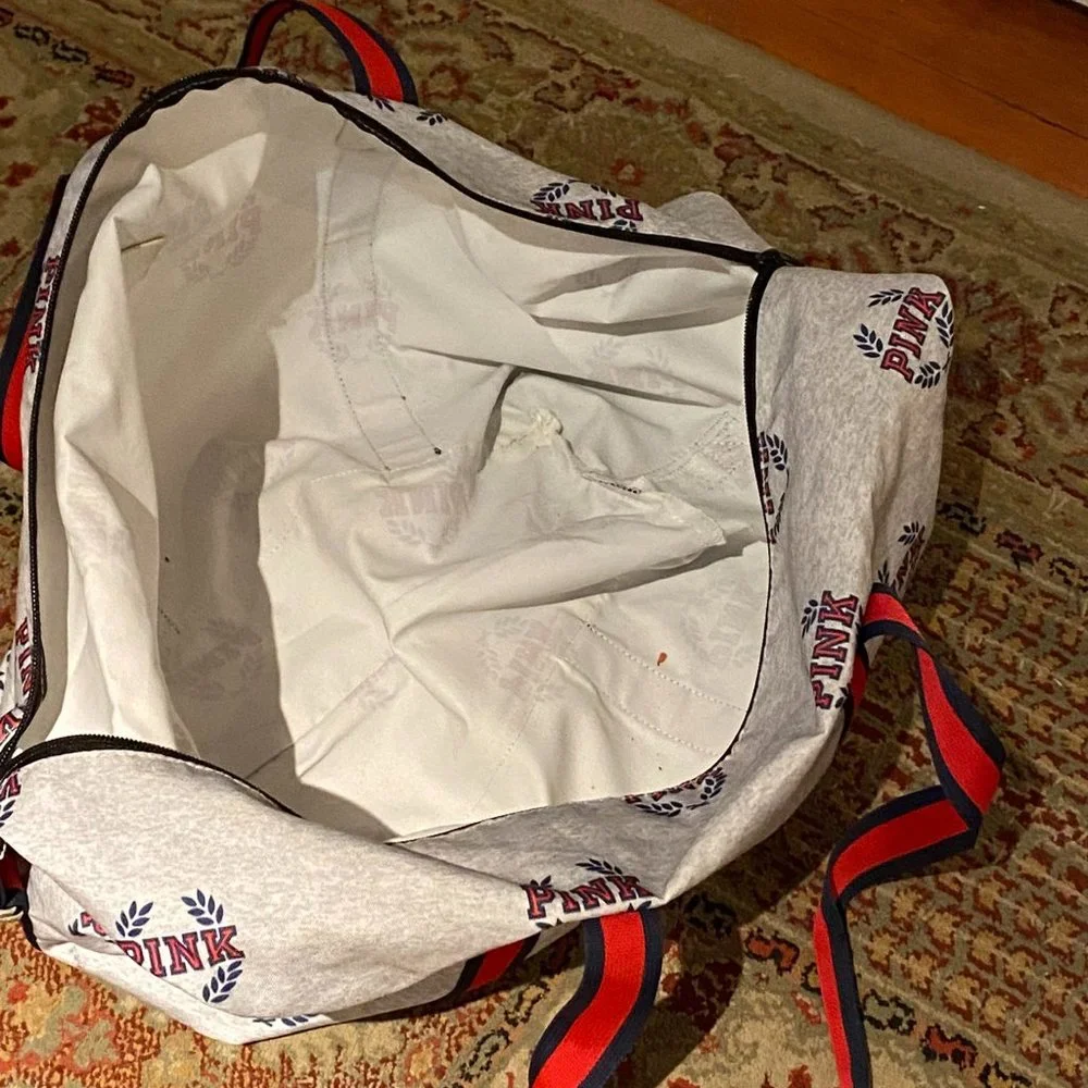 Victoria's Secret PINK Weekender Duffel bag - Picture 4 of 7